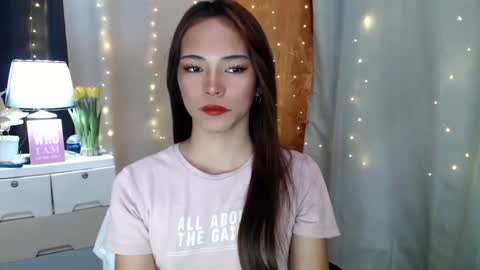 shawniee 3 online show from December 3, 3:20 am