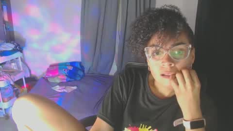 Shayna online show from February 8, 4:14 am