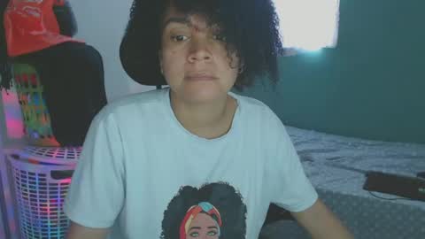 Snapshot of shayna_cute chatting on June 19, 8:56 pm Shayna online show from June 19, 8:56 pm