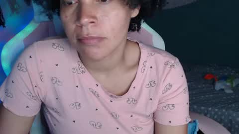 Snapshot of shayna_cute chatting on August 3, 12:31 am Shayna online show from August 3, 12:31 am