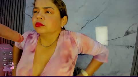shayra_boobs2 online show from July 2, 10:32 am