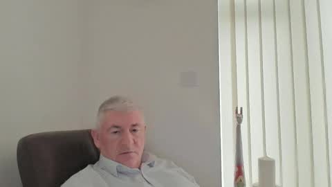 she52 online show from February 10, 12:53 pm