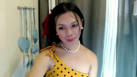 shea_andrea online show from June 8, 9:59 pm
