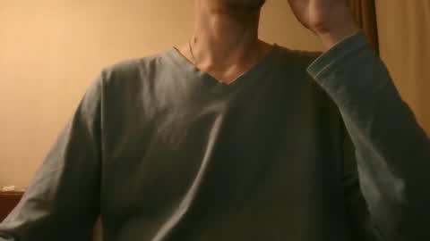 Snapshot of shedevr02 chatting on December 1, 5:07 pm Roger online show from December 1, 5:07 pm