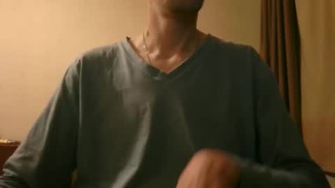 Snapshot of shedevr02 chatting on January 12, 5:40 pm Roger online show from January 12, 5:40 pm