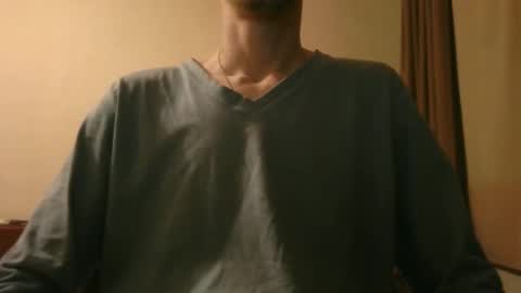 Snapshot of shedevr02 chatting on January 15, 7:06 pm Roger online show from January 15, 7:06 pm