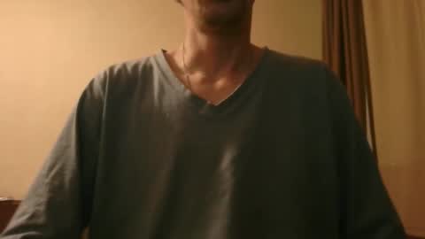 Snapshot of shedevr02 chatting on March 25, 6:36 pm Roger online show from March 25, 6:36 pm