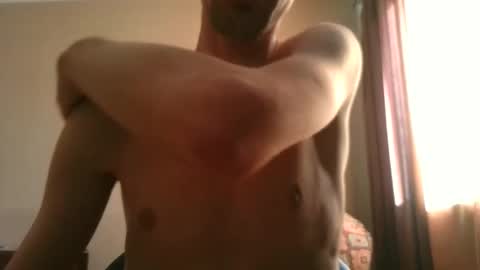 Snapshot of shedevr02 chatting on March 30, 11:33 am Roger online show from March 30, 11:33 am