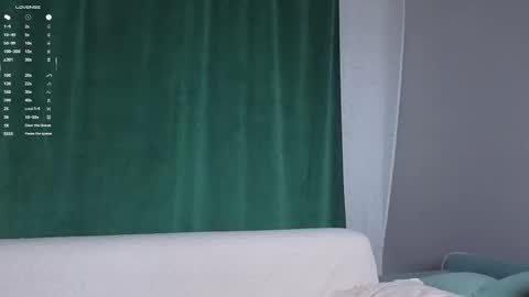 sheenagear online show from November 17, 1:06 pm