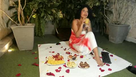 sheeylopez online show from May 31, 3:15 am