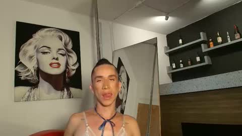 Snapshot of sheikha_mahra chatting on November 10, 4:00 am sheikha_mahra online show from November 10, 4:00 am