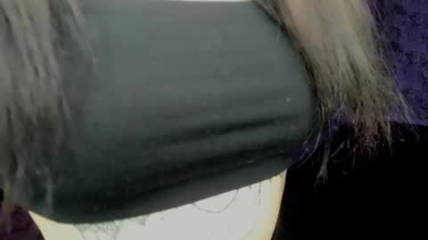 sheillawood online show from November 4, 12:21 am