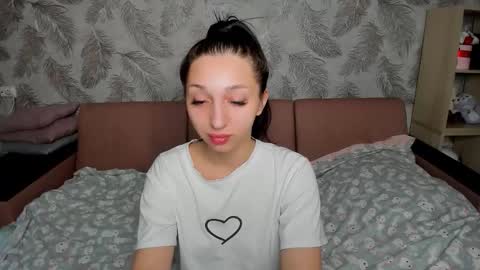 sheillawood online show from November 20, 12:55 am