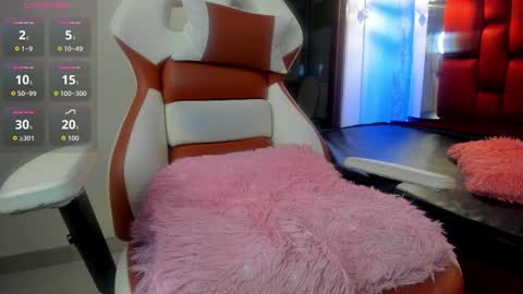 sheilly_brown online show from September 13, 6:29 pm