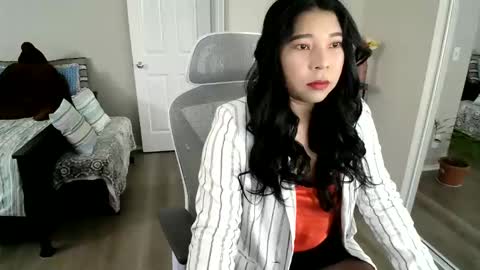 Snapshot of sheilyn_smith chatting on February 11, 4:17 am sheilyn_smith online show from February 11, 4:17 am