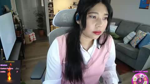 Snapshot of sheilyn_smith chatting on March 16, 2:17 am sheilyn_smith online show from March 16, 2:17 am