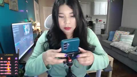 Snapshot of sheilyn_smith chatting on March 17, 2:27 am sheilyn_smith online show from March 17, 2:27 am