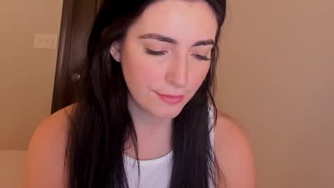 Snapshot of sheisallthat chatting on October 22, 1:50 am sheisallthat online show from October 22, 1:50 am