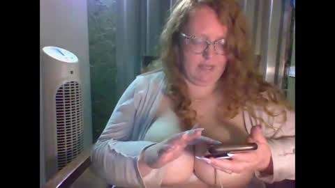 Red online show from April 17, 1:08 am