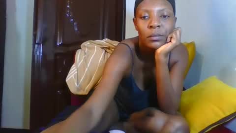 shelia420715 online show from May 1, 7:40 pm