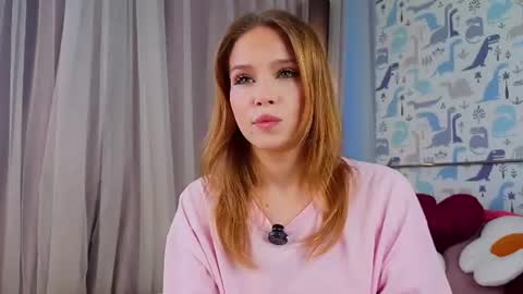 Lina online show from June 19, 1:43 am