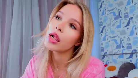 Lina online show from June 22, 2:13 am