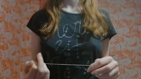 Snapshot of shelikessoymilk chatting on February 9, 1:55 am Erika online show from February 9, 1:55 am