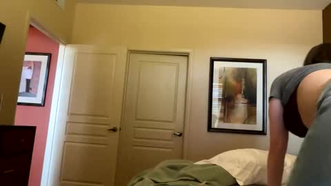 shell2822 online show from February 8, 10:24 pm