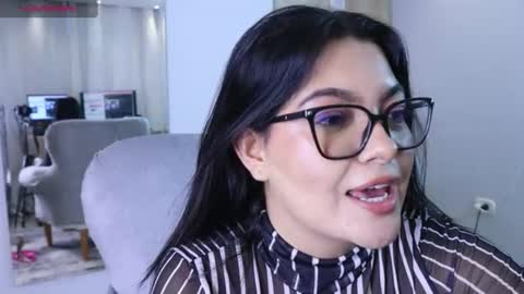 Snapshot of shell_1 chatting on July 9, 10:58 pm S H E L L online show from July 9, 10:58 pm