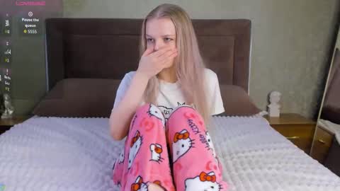 shellyboom online show from November 27, 4:53 pm