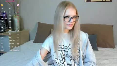 shellyboom online show from December 14, 5:40 pm