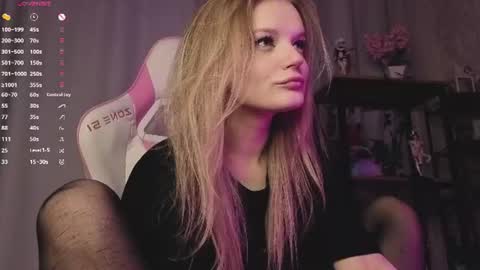 shellyboom online show from June 17, 8:21 pm