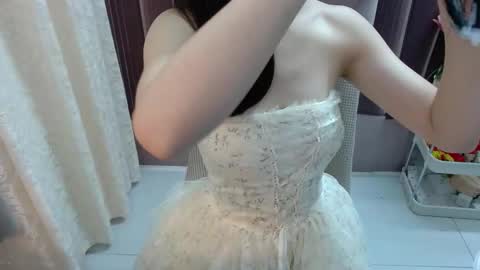 Shelly online show from September 16, 1:17 am