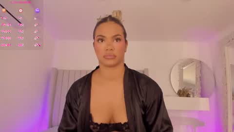 shelynna_azzul online show from July 14, 12:22 pm
