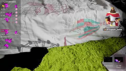 Snapshot of shengyi_blue chatting on December 30, 5:13 pm anyela7773 online show from December 30, 5:13 pm