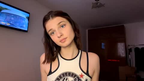 My name is Molly online show from June 3, 11:13 am