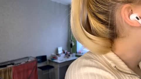 sherleychamblin online show from March 11, 1:39 pm