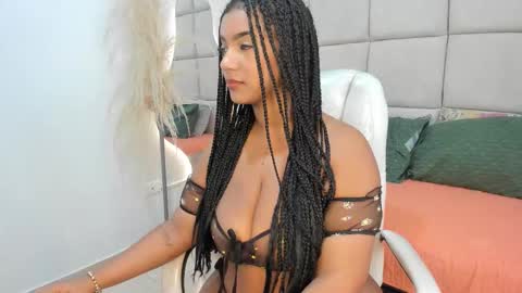 Snapshot of sherry_jong chatting on December 4, 12:14 pm sherry_jong online show from December 4, 12:14 pm