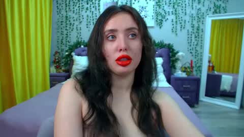 Snapshot of sherrybaers chatting on December 5, 6:33 am Sherry online show from December 5, 6:33 am