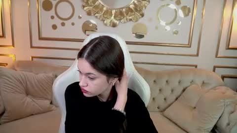 Snapshot of sheryl_elegance chatting on January 6, 5:59 pm Sheryl online show from January 6, 5:59 pm