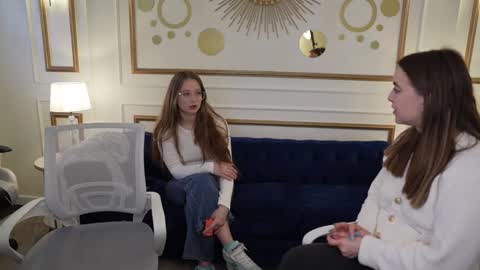 Snapshot of sheryl_elegance chatting on March 5, 11:38 am Sheryl online show from March 5, 11:38 am