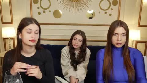 Snapshot of sheryl_elegance chatting on March 12, 4:35 pm Sheryl online show from March 12, 4:35 pm