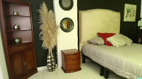 Snapshot of sheryl_jones chatting on July 28, 4:39 pm sheryl_jones online show from July 28, 4:39 pm