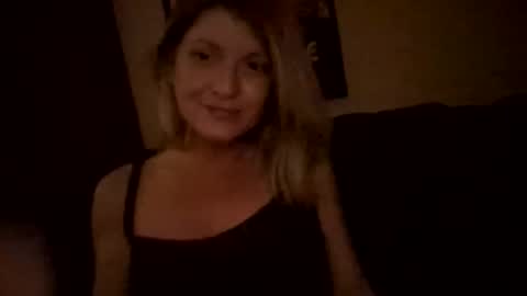 Snapshot of sheseemsinnocent chatting on October 29, 4:04 am sheseemsinnocent online show from October 29, 4:04 am