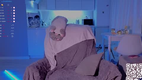 Snapshot of shey1i chatting on December 4, 4:38 pm Sheyli online show from December 4, 4:38 pm