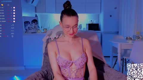 Snapshot of shey1i chatting on December 10, 6:17 pm Sheyli online show from December 10, 6:17 pm