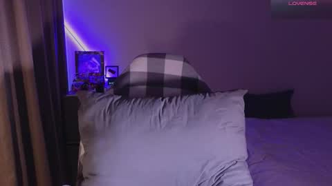 Snapshot of shey1i chatting on October 16, 11:11 am Sheyli online show from October 16, 11:11 am