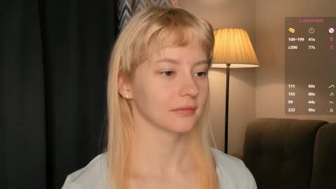 Snapshot of shickshackshock chatting on February 24, 1:13 am Iris online show from February 24, 1:13 am