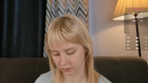 Snapshot of shickshackshock chatting on February 27, 7:23 am Iris online show from February 27, 7:23 am
