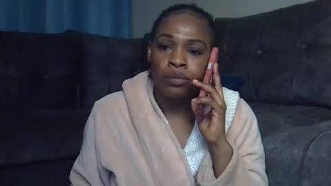 shiksmson online show from April 6, 7:04 pm